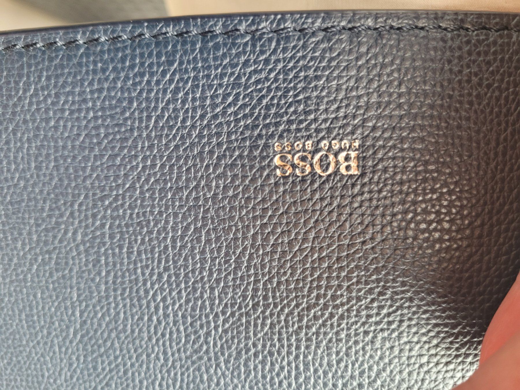 Hugo Boss Borse: BOSS Pochette Boss wie NEU – Nuovo (secondo la descrizione) da Balsthal venduto da Marche 2