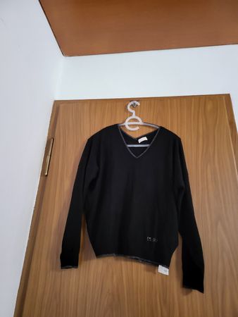 Pull femme Liu Jo noir col en V détails brillants