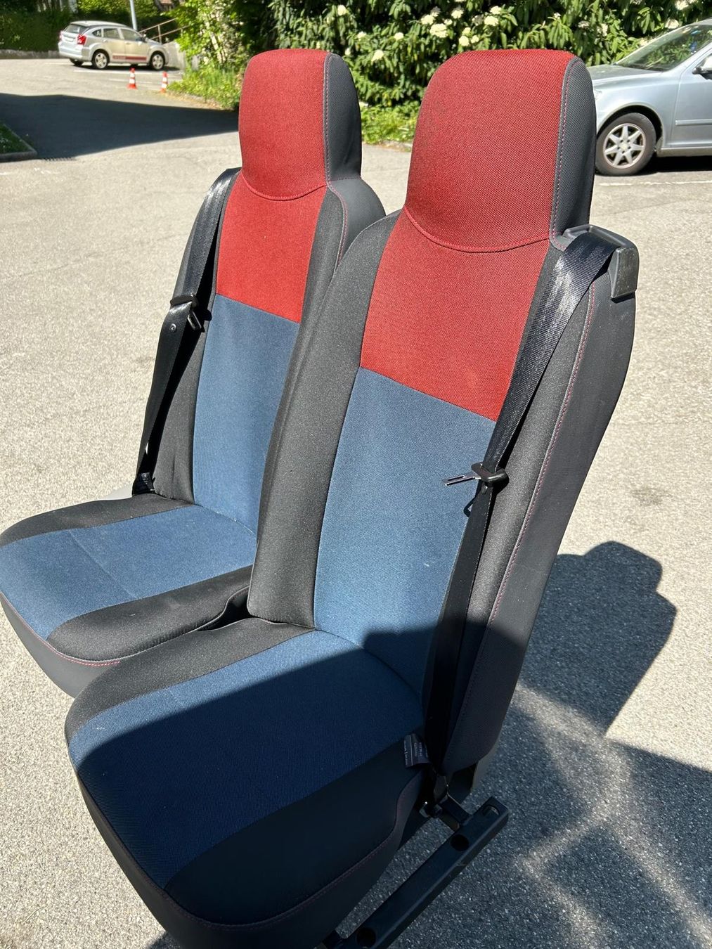 Renault Tutti pezzi di ricambio auto: renault master sitz – Usato da Basel venduto da faz_hdd8