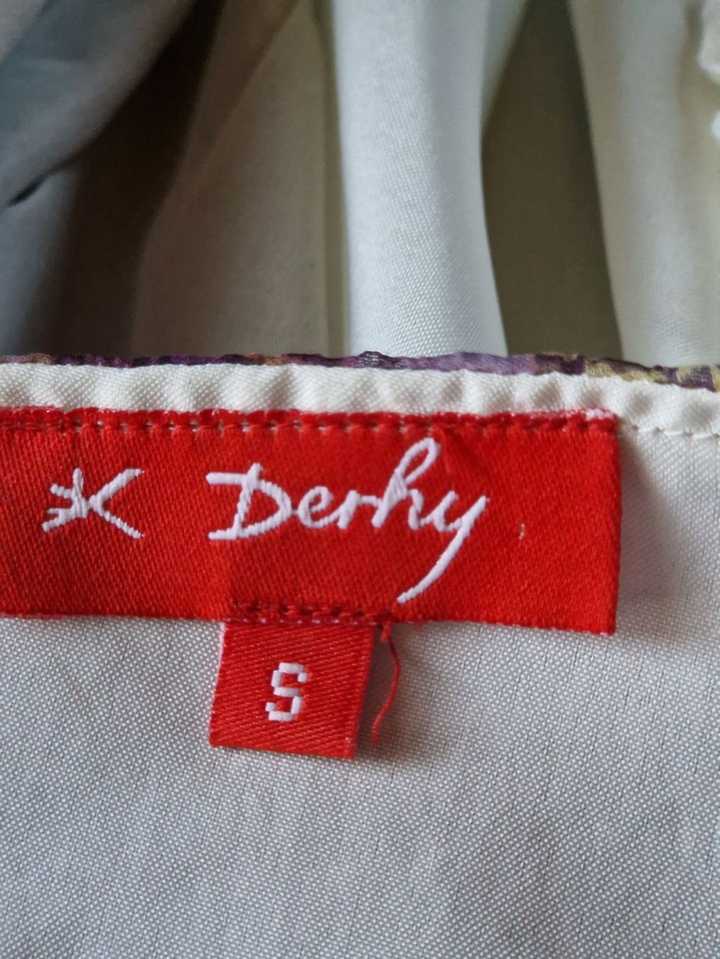 Derhy Robes: Robe neuve style mousseline Derhy – Neuf (Voir description) à Crassier par steff2000 3