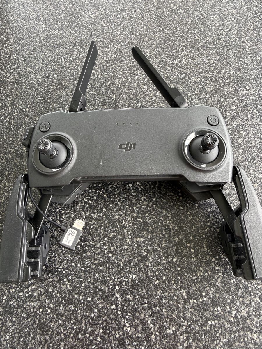 DJI Action Cam: Dji Mavic mini 1 Drohne mit defektem Arm – Defekt aus Emmenbrücke von Helvetier1 3