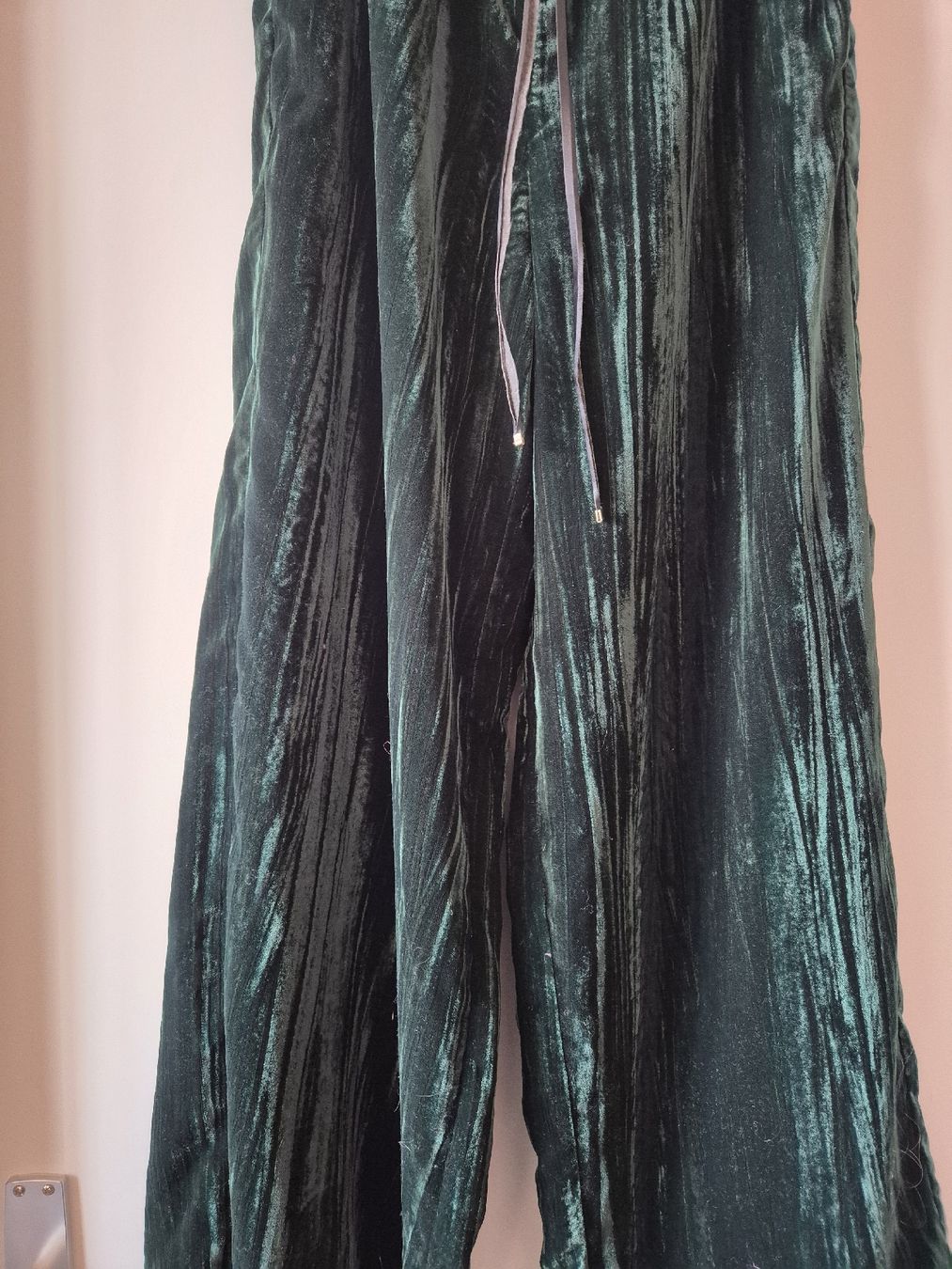 Marella Pantaloni: Velvet trousers by Marella – Usato da Lausanne venduto da Issss 1