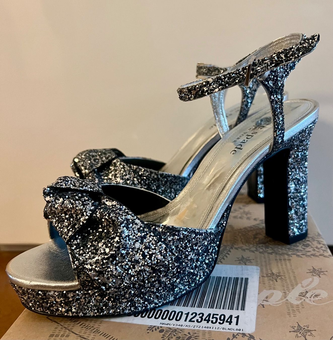 Kate Spade Scarpe da donna: Kate Spade Glitter Bow Miya Platform Sandals - Size 8.5 – Usato da Zürich venduto da FT_Zurich 6
