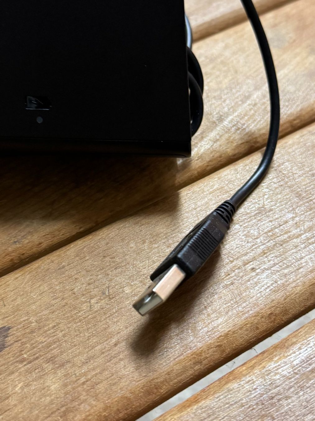 Jabra Docking station: Jabra Ladestation / Dockingstation – Usato da Winterthur venduto da mic_52l5 1