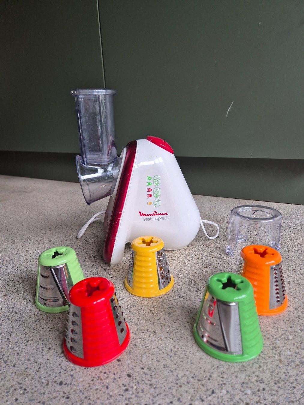 Moulinex Küchengeräte: *** Moulinex Fresh Express + Zerkleinerer *** – Gebraucht aus Riedholz von fr_sIruP