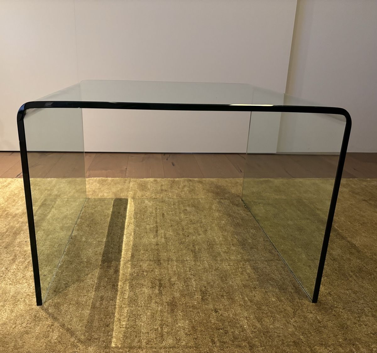 Tische: robuster Glastisch transparent 60x60x42 – Gebraucht aus Bottighofen von lwa_11686 1