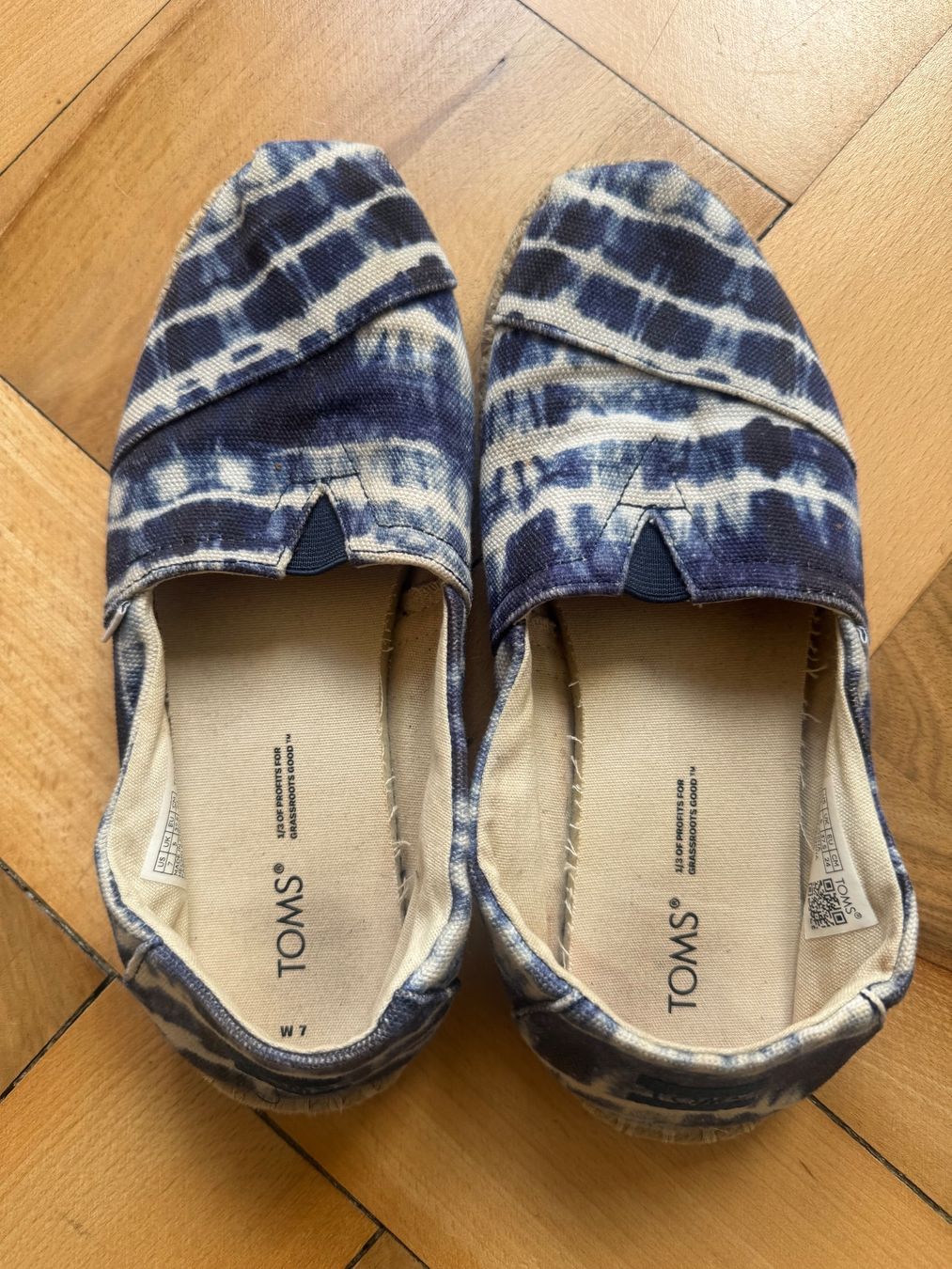 Toms Herrenschuhe: Toms Schuhe Grösse 37.5 – Gebraucht aus Salmsach von bubu61 1