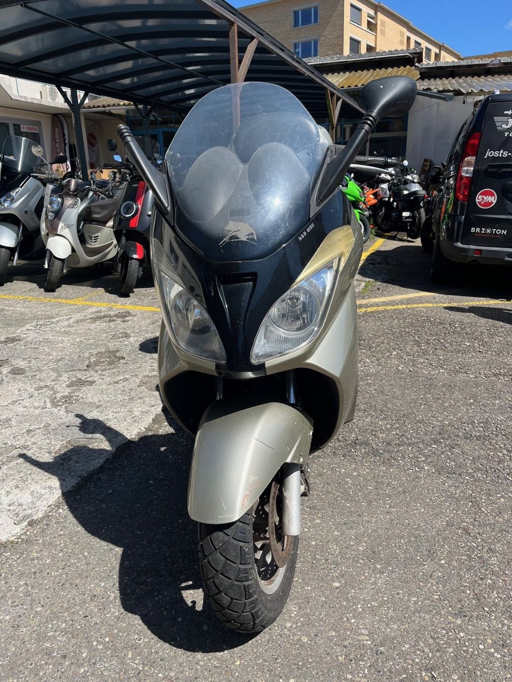 Aprilia Scooters: Occasion Roller Aprilia Atlantic 125 grau – Gebraucht aus Zürich-Schwamendingen von Josts_ToeffladeAG 2