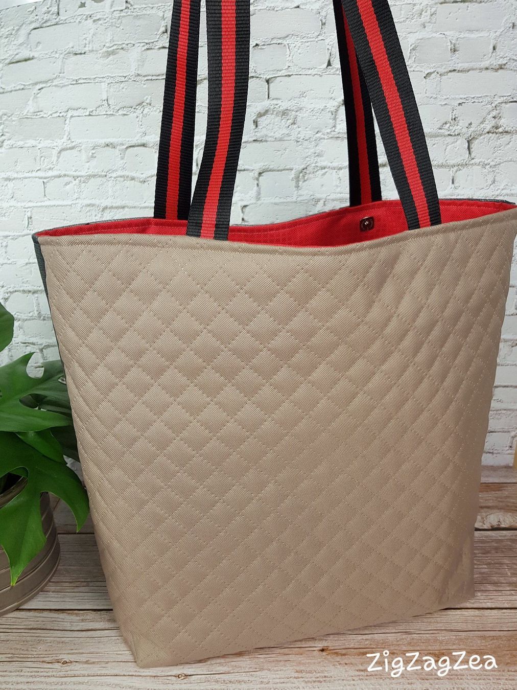 Taschen für Damen: NEU Handtasche! Unikat Handmade – Neu und originalverpackt aus Oberrieden von Beti85 1