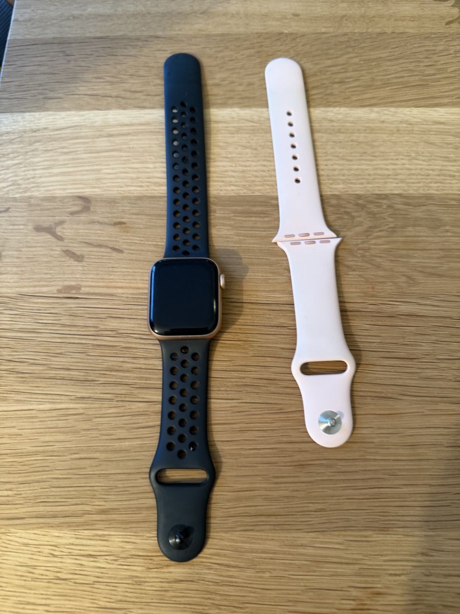 Apple Smartwatch: Apple Watch – Usato da basel venduto da yuri.H
