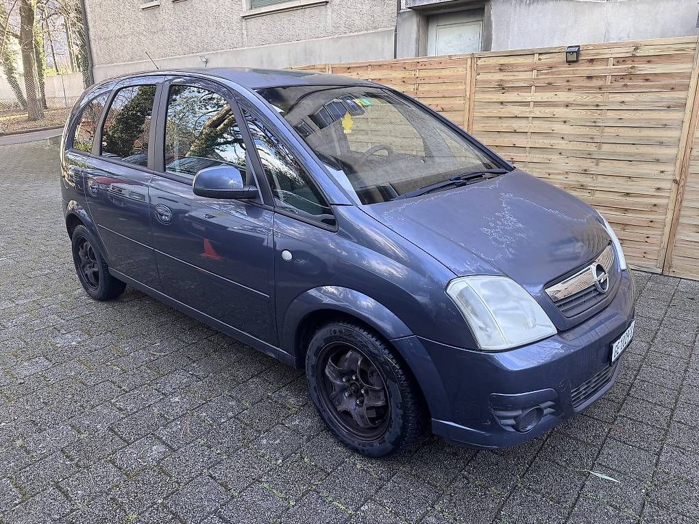 Opel Autos: Opel Meriva A18, boîte manuelle, essence – Gebraucht aus Veyrier von Chessmann_Douane1255