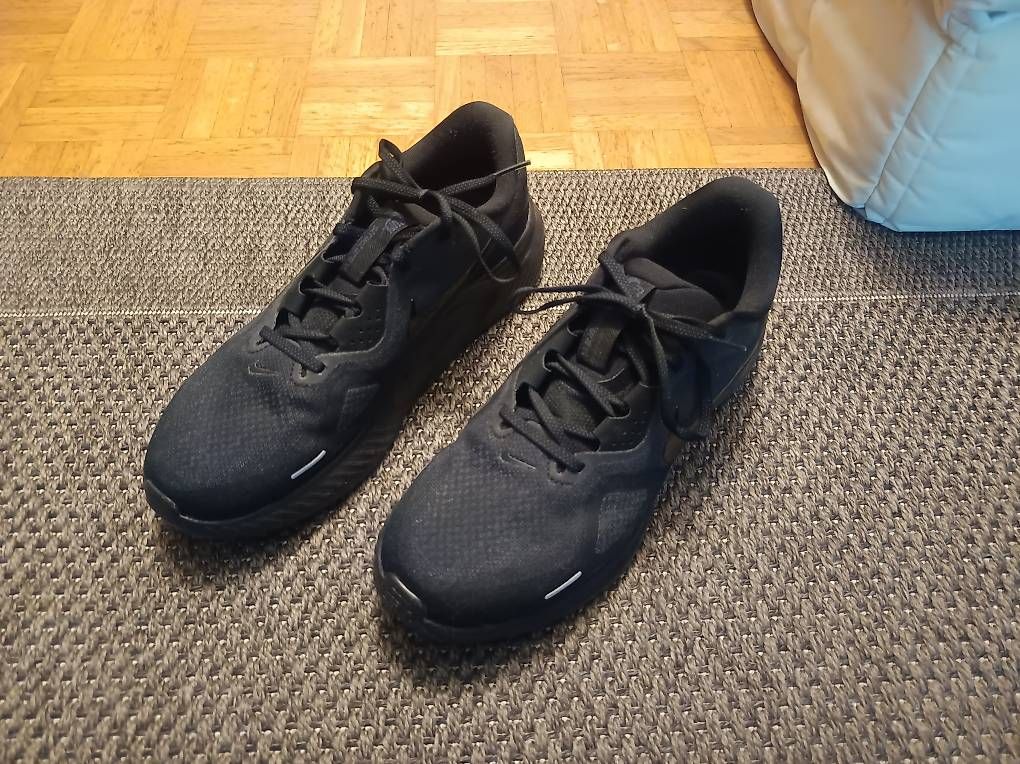Nike Scarpe da uomo: Nike Structure 26 – Usato da Genève venduto da Maxou84