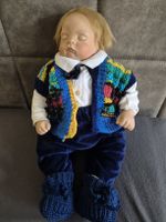 Liebevolle schlafende Künstlerpuppe Benji , Jahr 1997
