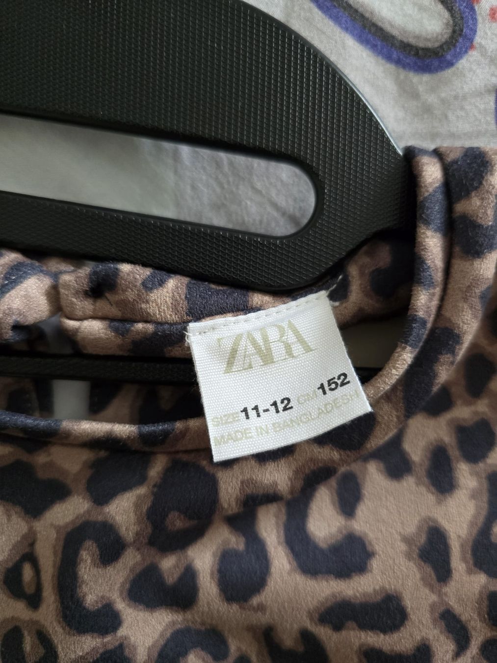 Vestiti & Gonne: Zara Kleid Gr. 152, Leo-Look, neu – Nuovo (secondo la descrizione) da St.Gallen venduto da Avena135 2