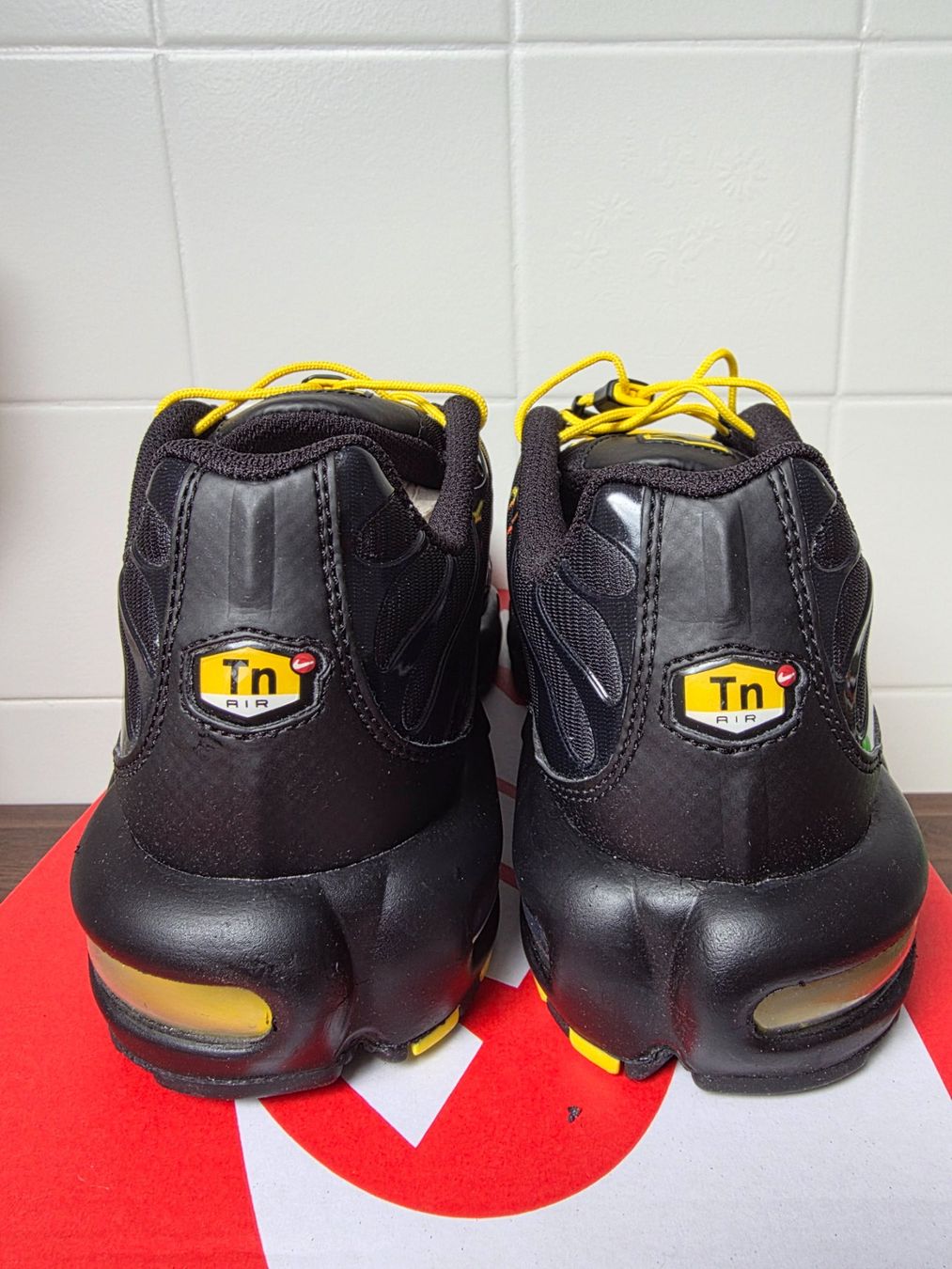 Nike Scarpe da uomo: Nike Air Max Plus Tn – Nuovo e nell'imballaggio originale da Fleurier venduto da dav_xx8y 4