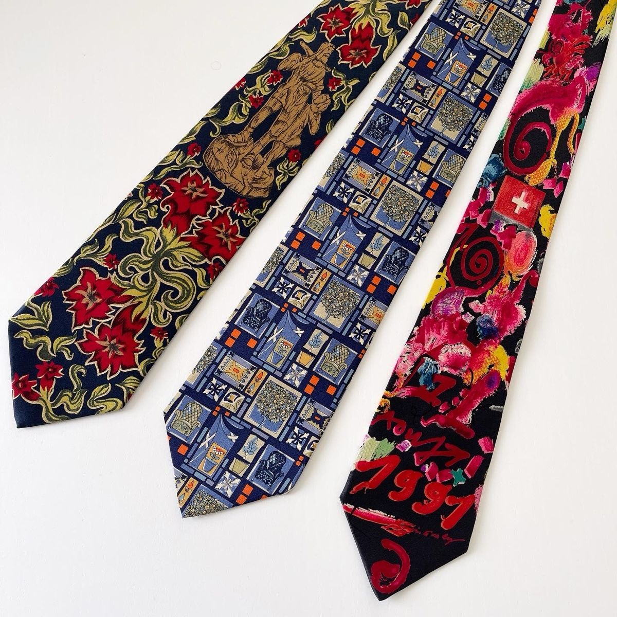 Fabric Frontline Cravatte: SET OF THE SILK HAND MADE TIES – Nuovo (secondo la descrizione) da Emmen venduto da Avviivva_Com2023