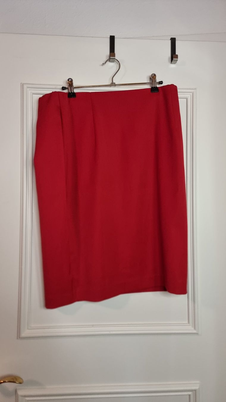 Gonne: Schicker roter Business-Rock Gr. XL – Usato da Wald ZH venduto da CapLux 2