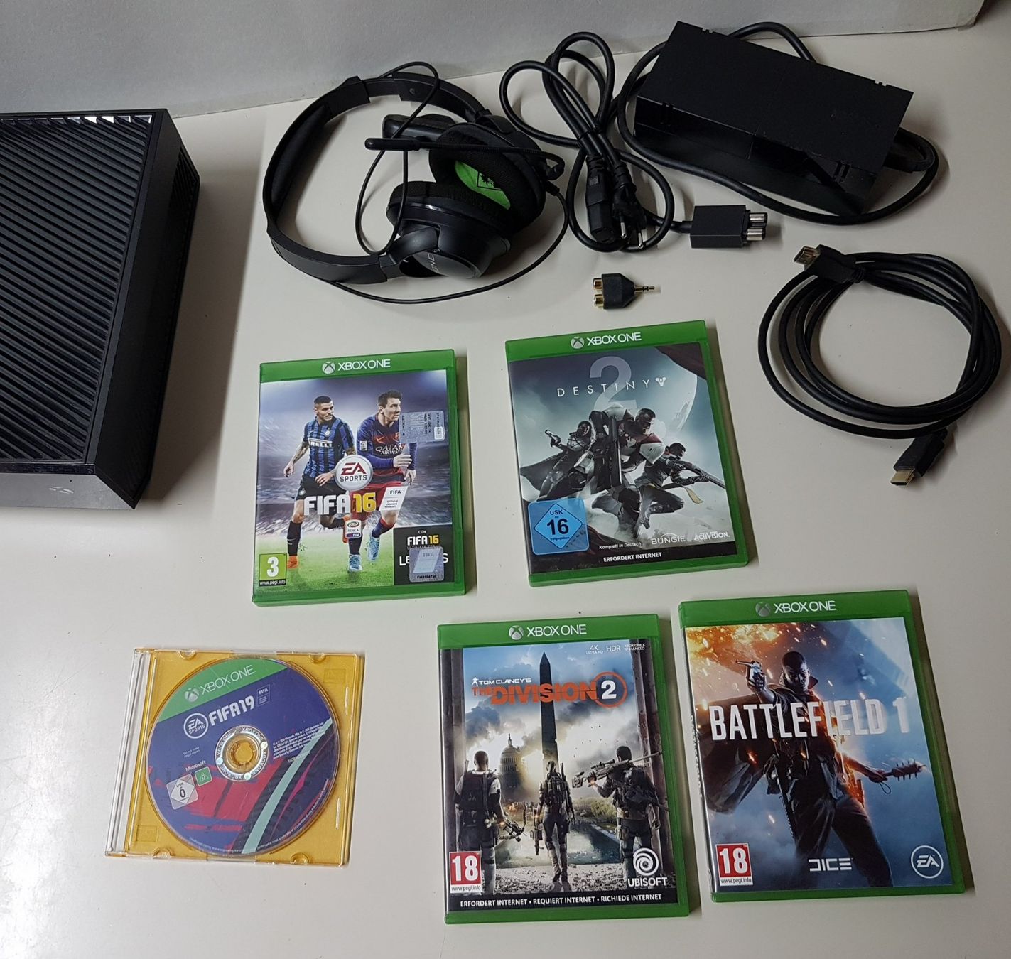 Microsoft Console: Xbox One Konsole mit Spiele – Usato da Schüpfheim venduto da Games_Spielkonsolen 2
