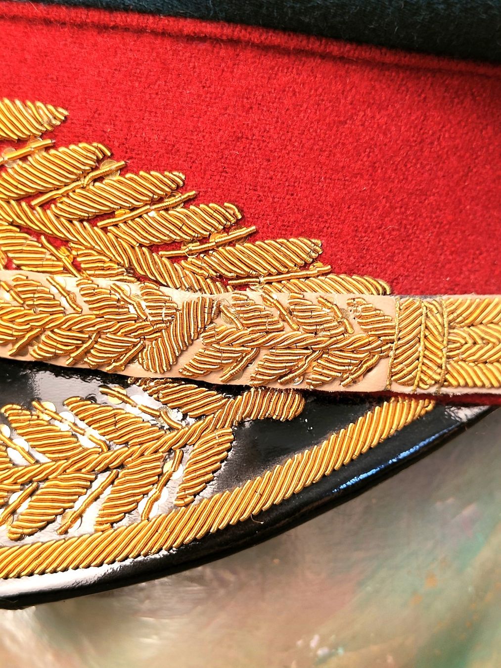 Uniformi: Schirmmütze Mod. 1969, General, MWD, zu Paradeuniform – Usato da Bauma venduto da SwissMilitaria 3