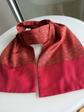 Foulard en soie Hermès pour homme, vintage