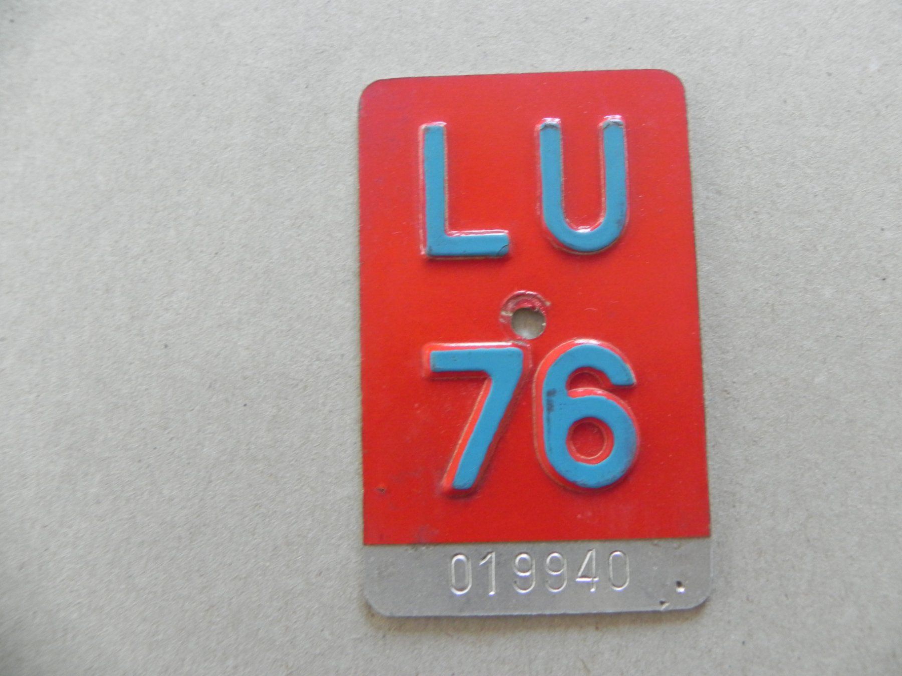 Insegne: Velonummer Rad Velo Nummer LU 76 Luzern 1976 Geschenk – Usato da Siebnen venduto da krimsie