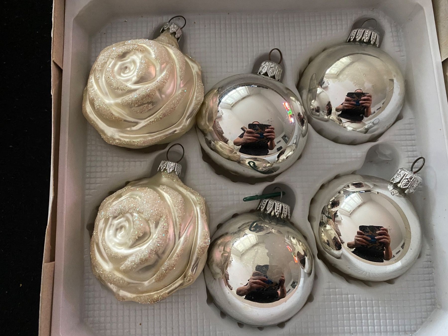 Toutes les décorations: Schöne alte Weihnachtskugeln – D'occasion à Buchrain par Sisi83