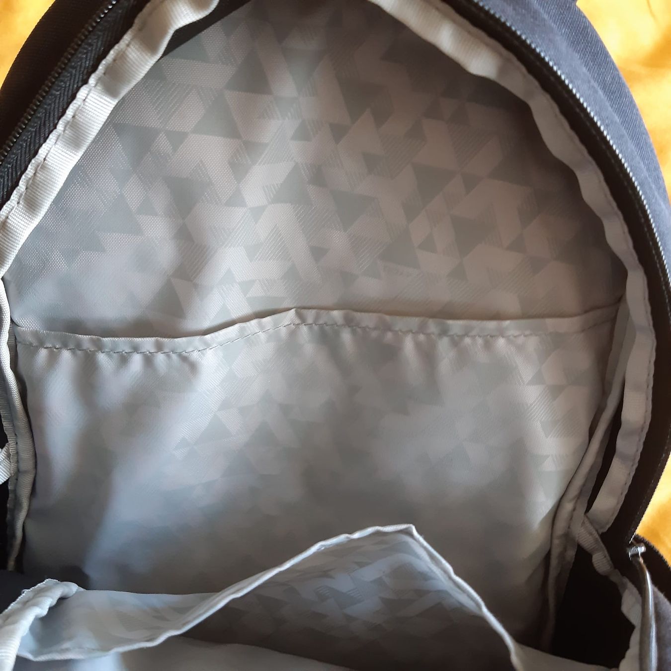 Sacs à dos: Rucksack Sofortkauf – D'occasion à Luzern par Sontru 4