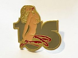 1 Pin Nackte Frau