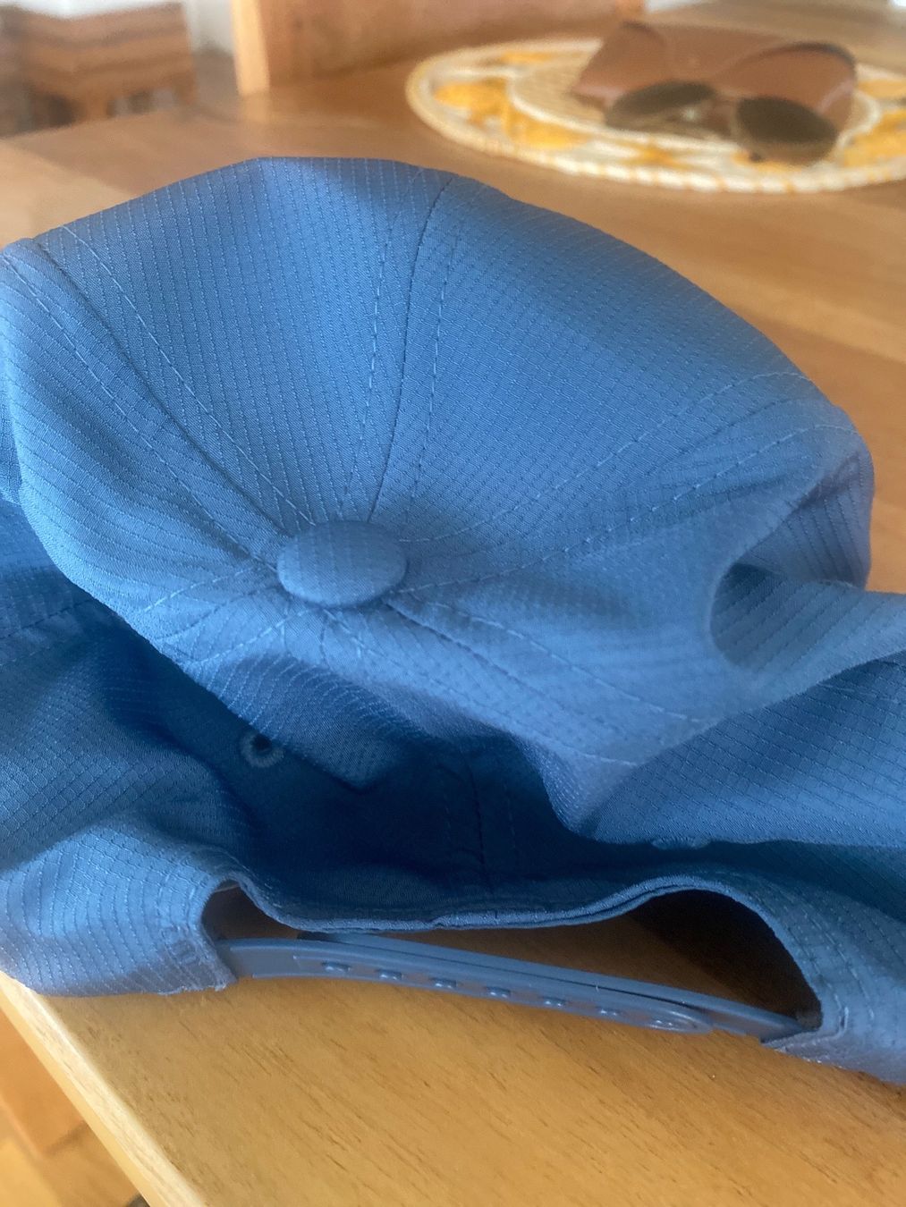 Copricapi, berretti & cappellini: Cappello Adidas – Usato da Buchs ZH venduto da Micki1982 2