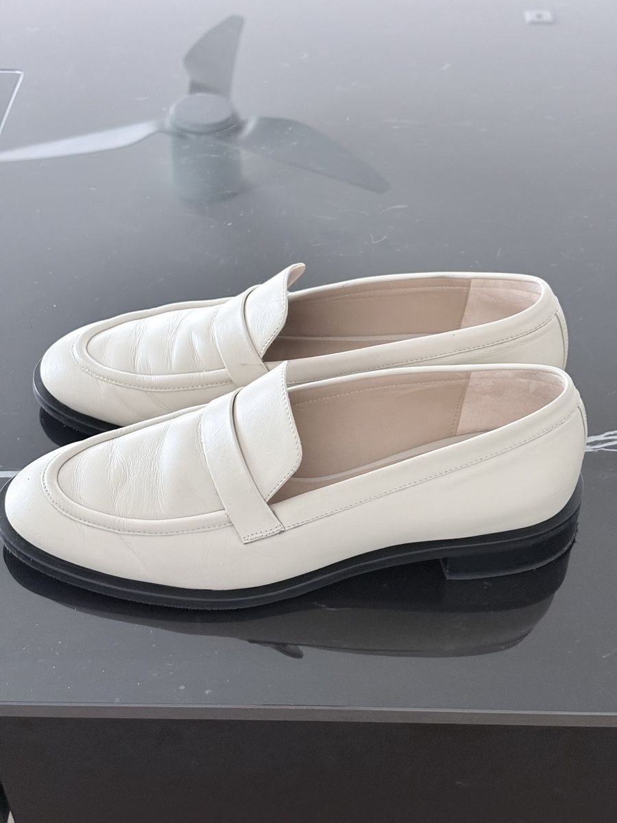 Stuart Weitzman Chaussures femmes: Stuart Weitzman Leder Loafers Grösse 41 – D'occasion à Zürich par auto-moto 3