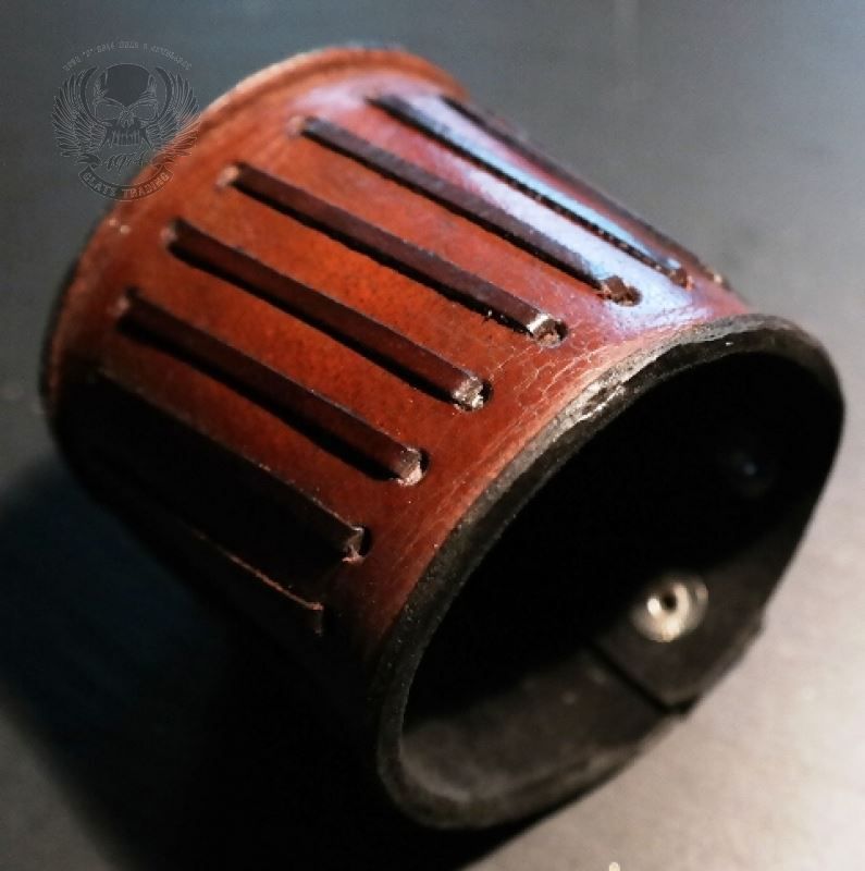 Bracciali & Braccialetti: ECHT LEDER ARMBAND – Nuovo e nell'imballaggio originale da Wald ZH venduto da GlatzTrading