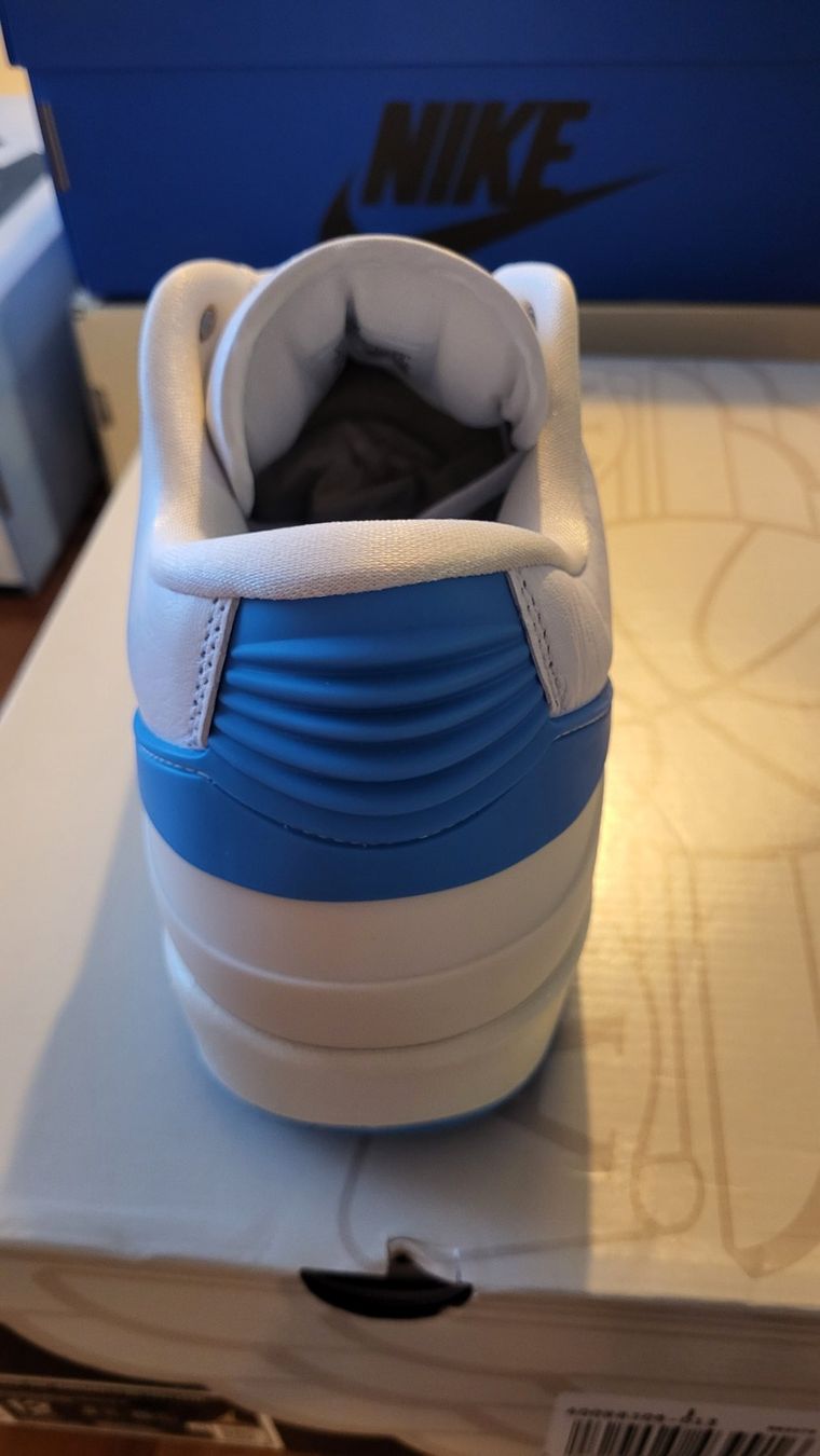 Jordan Scarpe da uomo: Jordan retro 2 low unc to chigago – Nuovo e nell'imballaggio originale da Bern venduto da Sneakerheadz 3