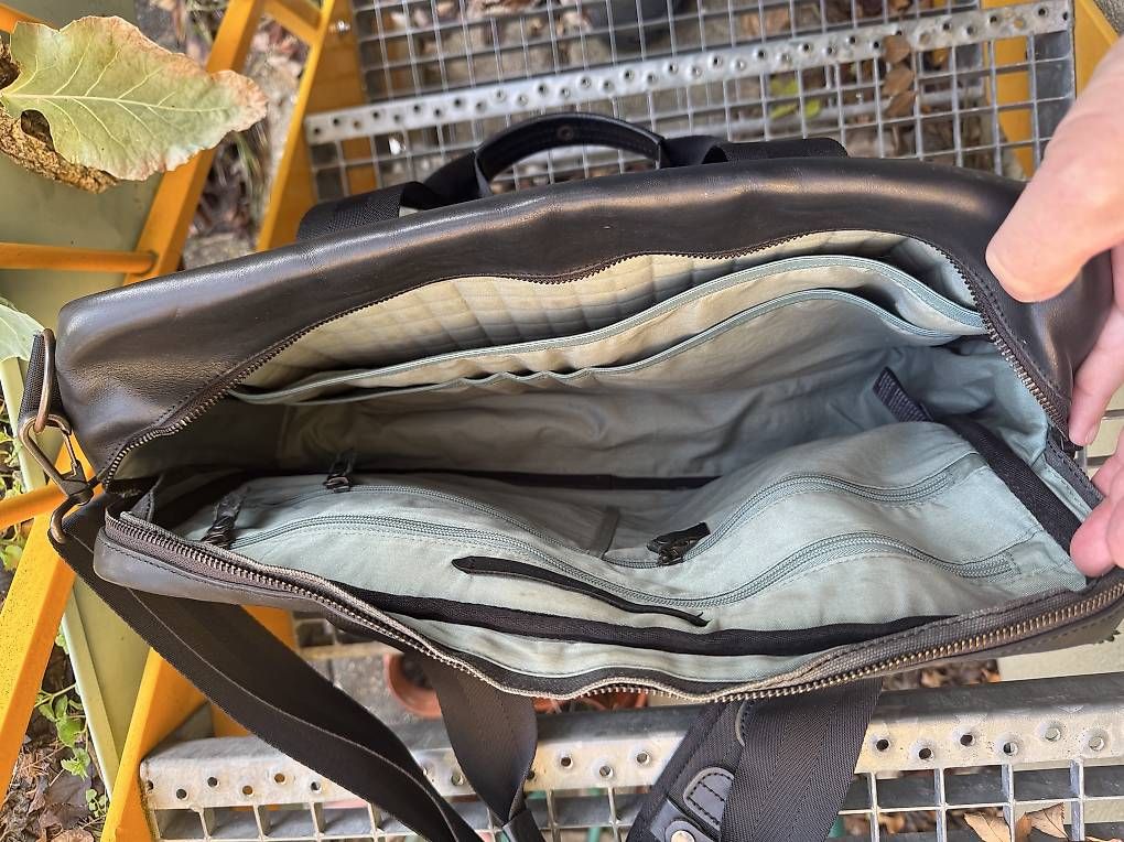 Borse: Tasche zum umhängen  – Usato da Solothurn venduto da Hoffi 2