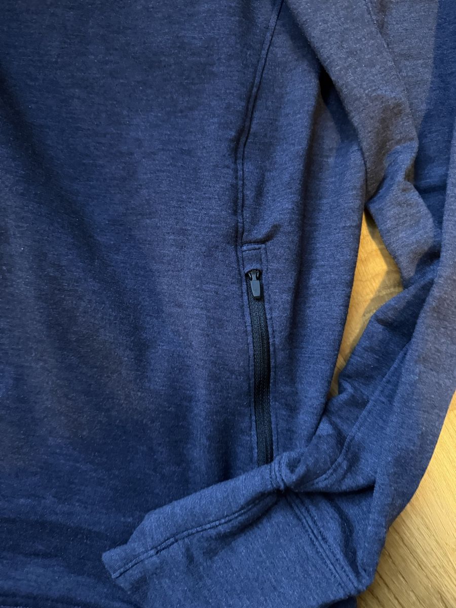 Under Armour Pullover & Sweatshirts: Pullover Under Armour, Gr. M – Gebraucht aus Zürich von Lenath22 2