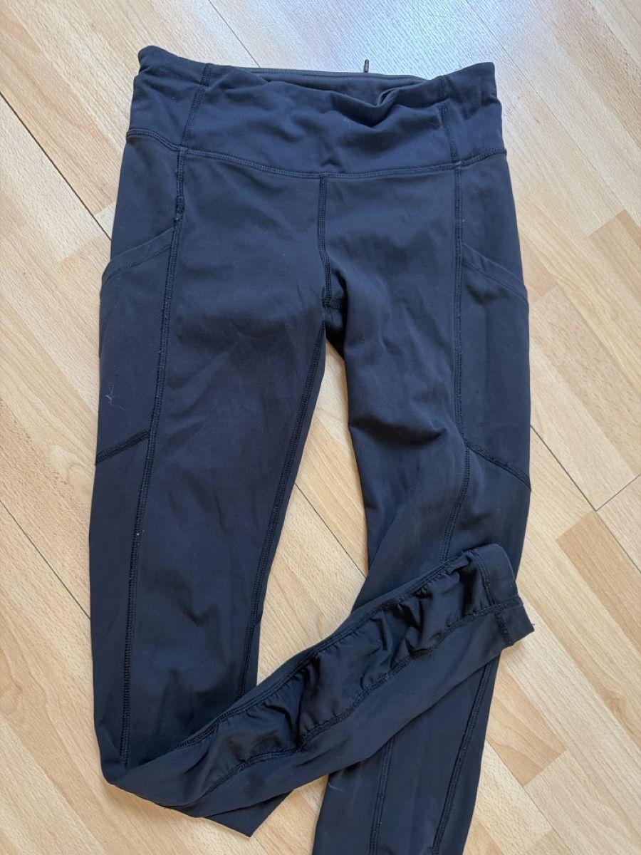 Lululemon Leggings: Lululemon leggings black size 2 used condition – Gebraucht aus Zürich von Rochfordevelyn 1