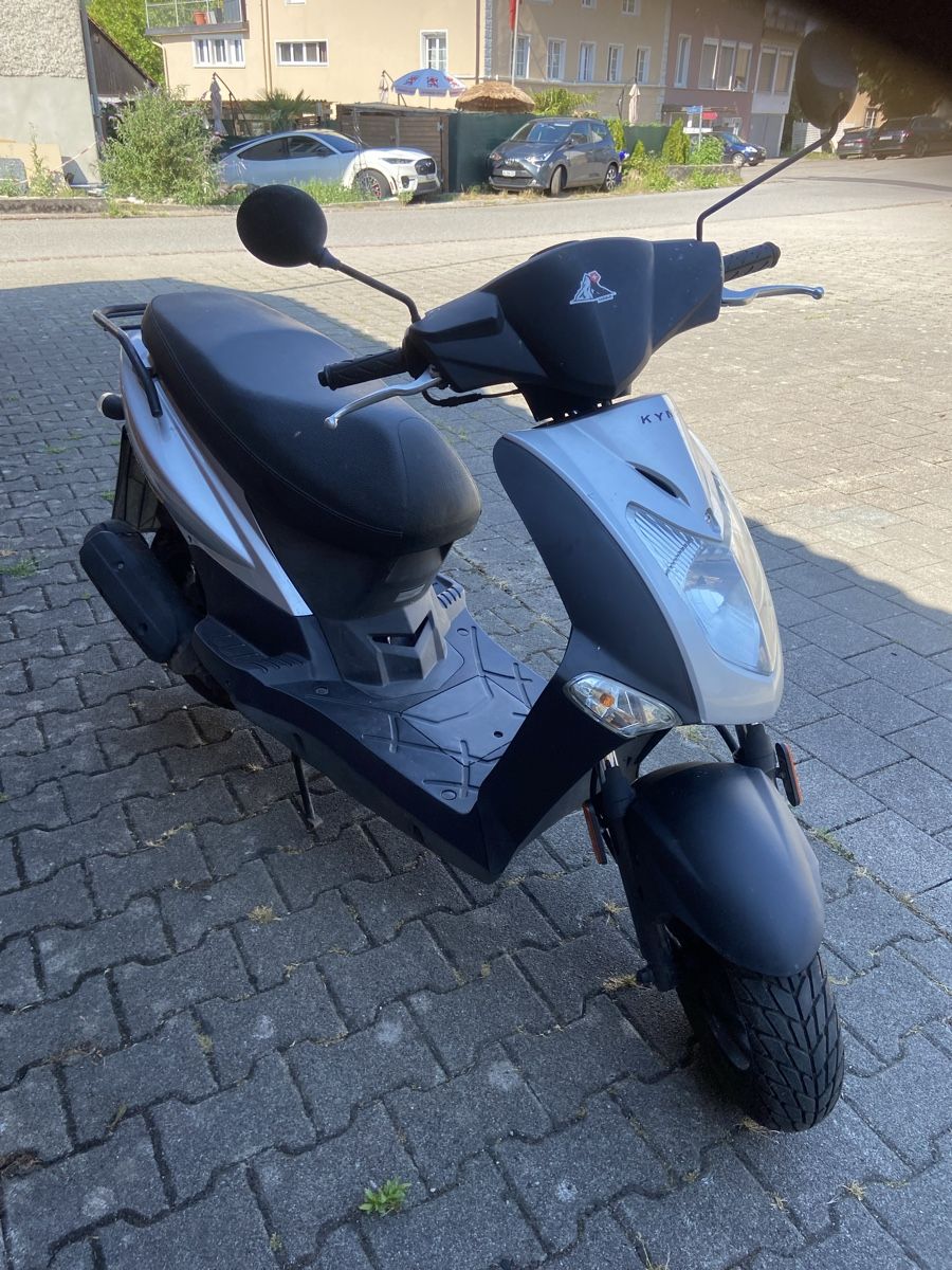 Kymco Scooter: Kymco Agility 125  – Difettoso da Rümikon AG venduto da Rollershop