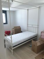 Lit baldaquin blanc 90x200cm + matelas presque neuf