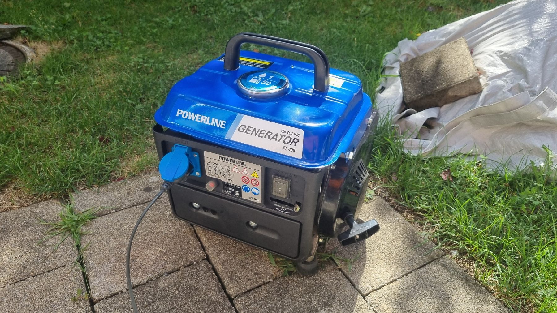 Generatori di corrente: Stromgenerator Powerline ST 800 mit Zubehör – Nuovo (secondo la descrizione) da Winterthur venduto da Pigeonblanc