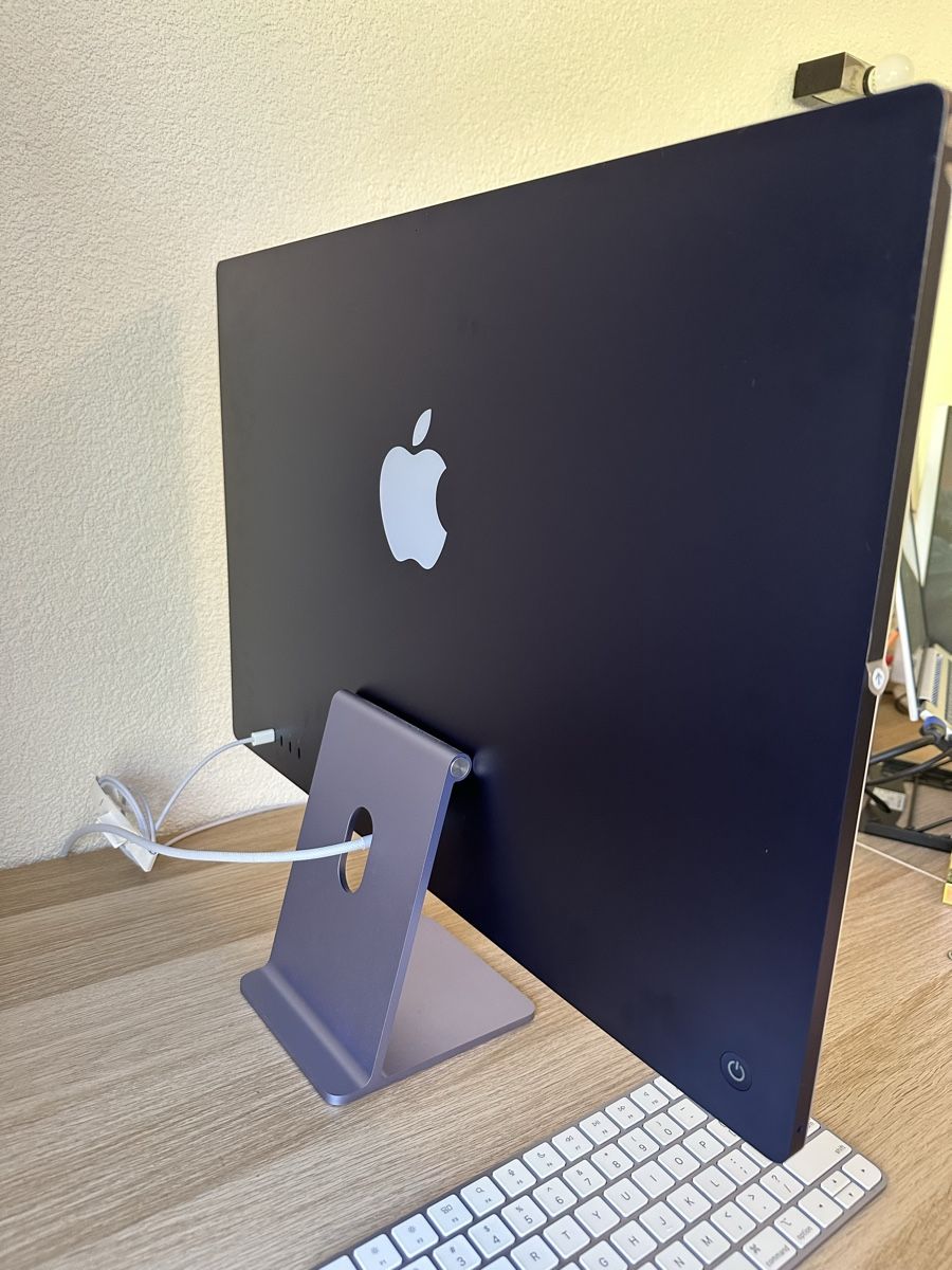 Apple PC: imac M1, 2021, like new, 8gb RAM, 500gb SSD – Nuovo (secondo la descrizione) da bözberg venduto da amy_7wz8 2