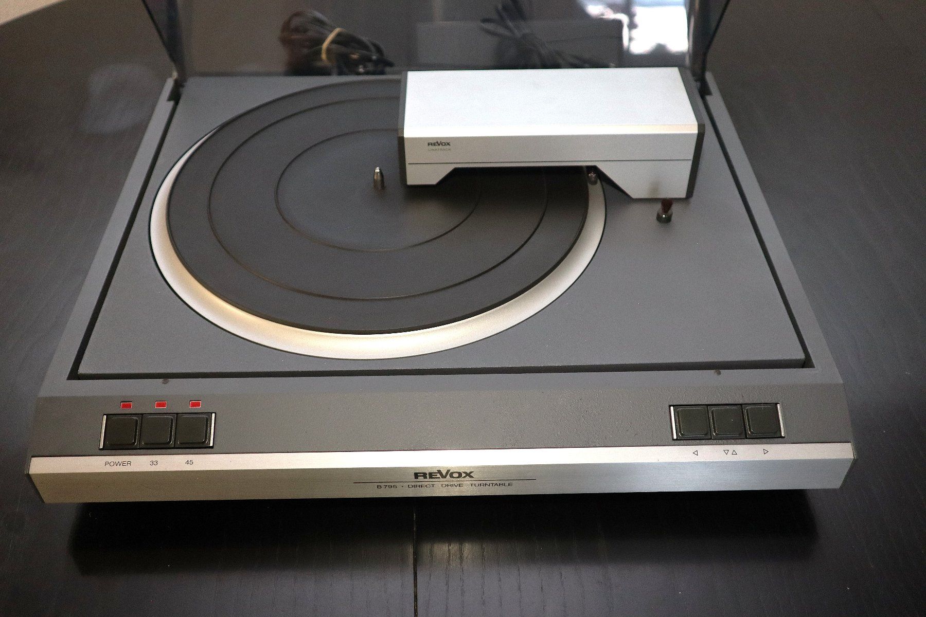 Revox Giradischi: Revox B795 Tangential-Plattenspieler – Usato da Waltenschwil venduto da Jaygotti 2