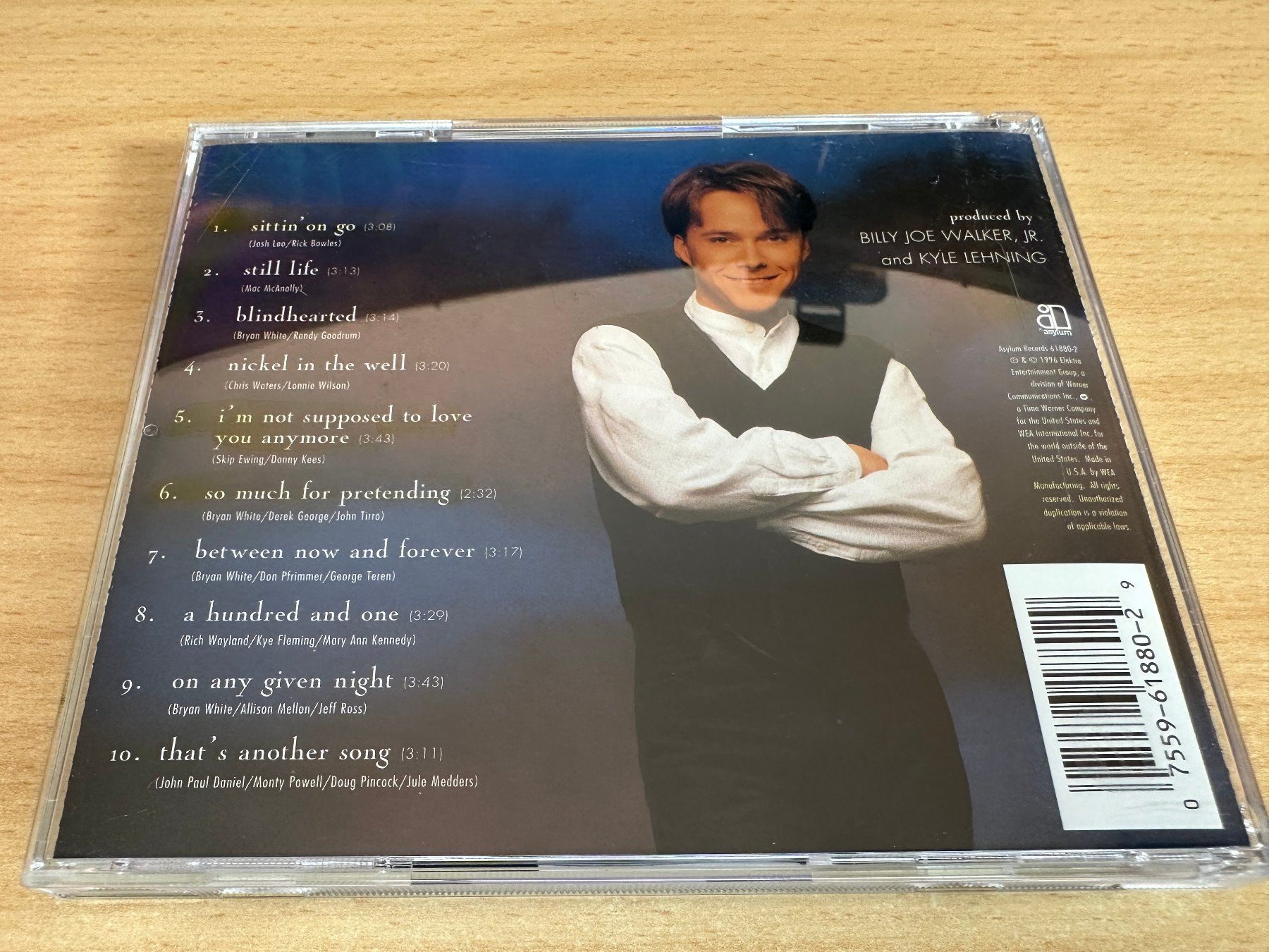 CD: Bryan White – Between Now And Forever – Usato da Rikon im Tösstal venduto da Alpenmutz 1