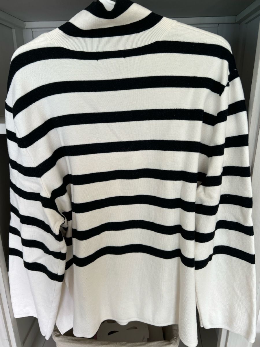 H&M Pulls & Sweat-shirts: Weiter Pullover, M – Neuf (Voir description) à Walchwil par lil_6t8v 3