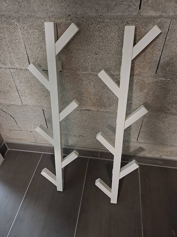 Porte manteau: Kleider-Garderobenständer weiss – D'occasion à Münchenstein par Salvis_68 2