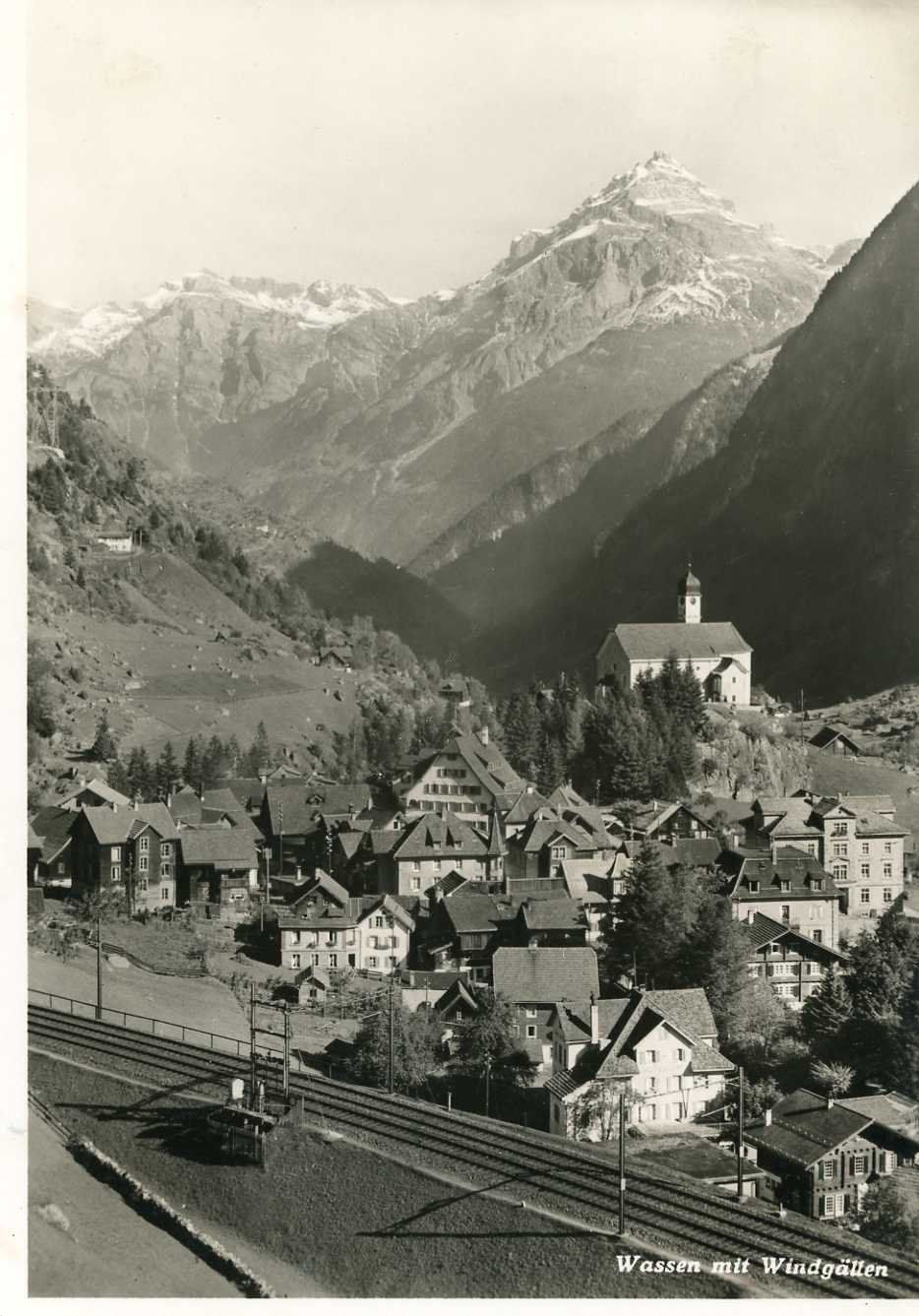 Cartoline postali: Wassen mit Windgällen 1941 Dorfansicht – Usato da Dallenwil venduto da montem63