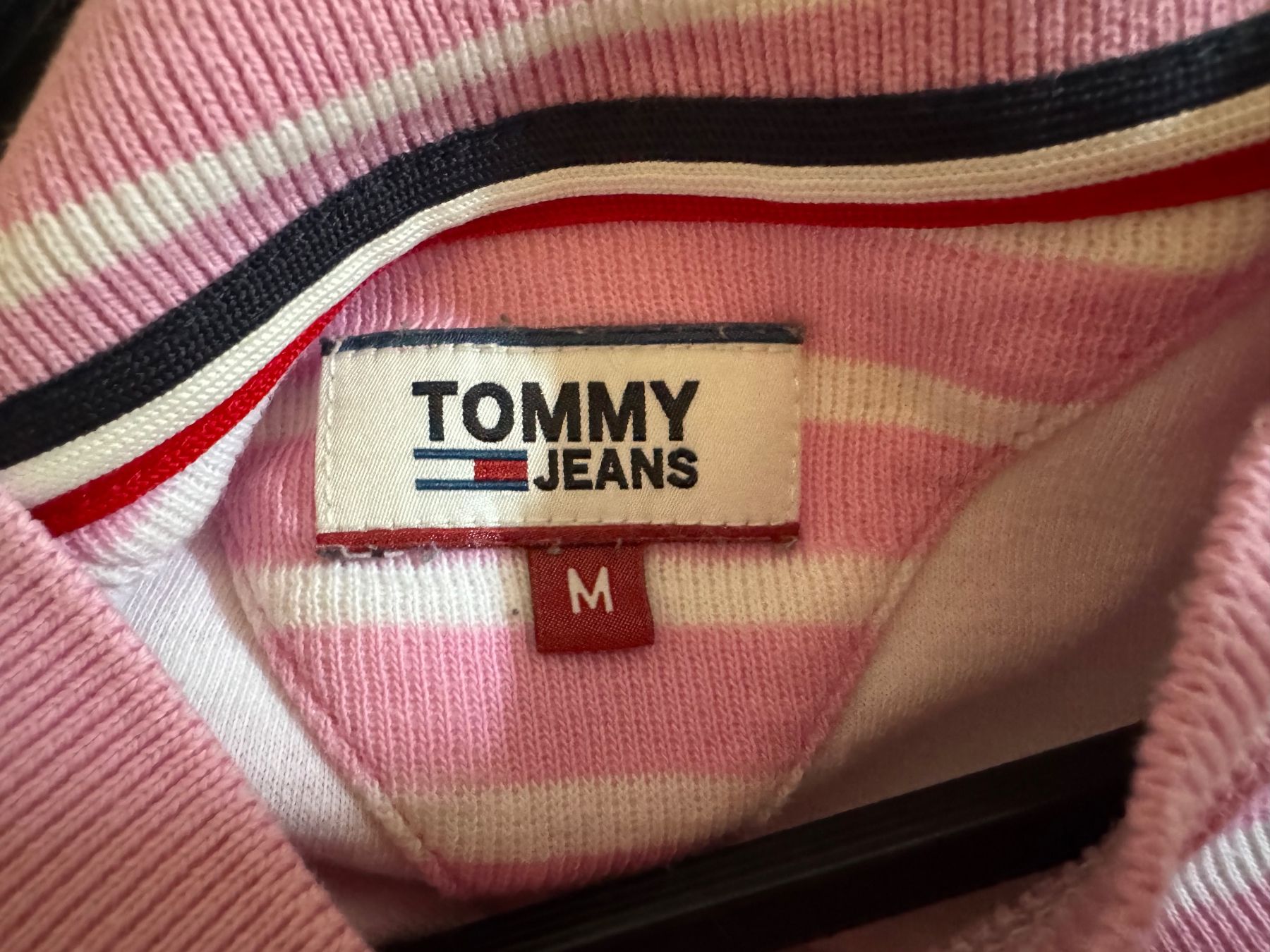 Tommy Hilfiger T-shirt: Tommy jeans baby tee S – Usato da Lumino venduto da mar_9pn2 1