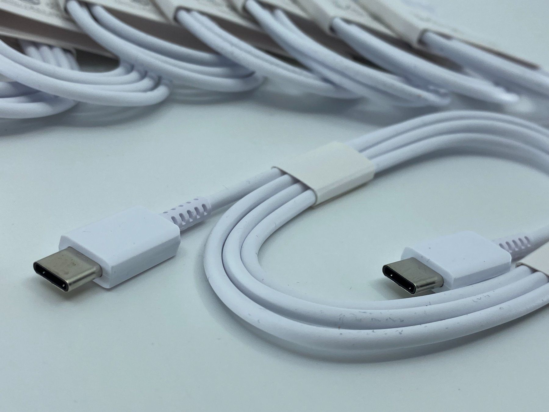 Samsung Cavi: Samsung USB 2.0-Kabel USB-C - USB-C 1m - Original – Nuovo (secondo la descrizione) da Langwiesen venduto da Restposten-24