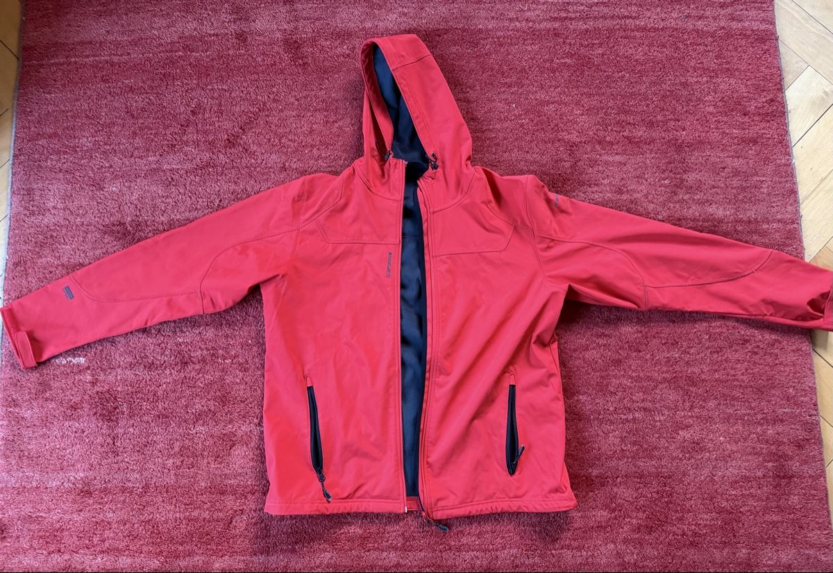 Icepeak Giacche: Rote Icepeak Softshell Kapuzen Jacke , Grösse  L Unisex – Usato da Biel/Bienne venduto da SirRolf 2