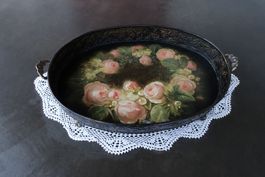 Kunstvolles Serviertablett für Dekozwecke: Versand!