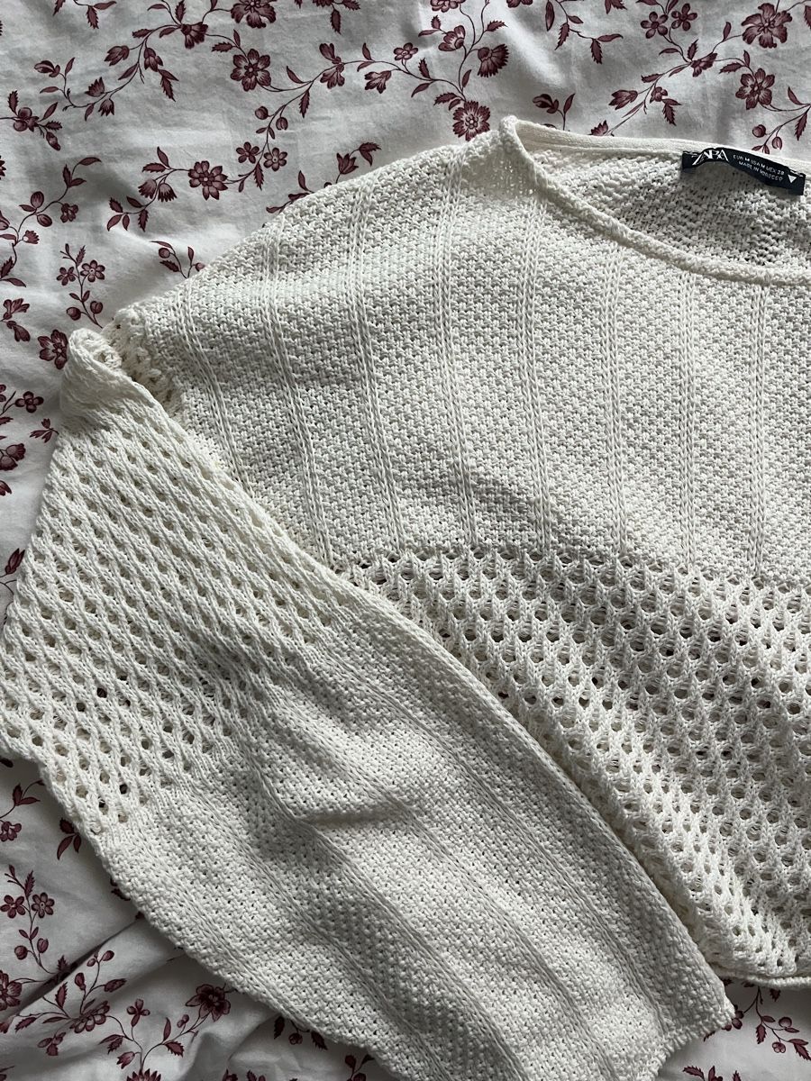 Zara Tops: Gestricktes crop top – Gebraucht aus Unterägeri von ann_x8pf 1