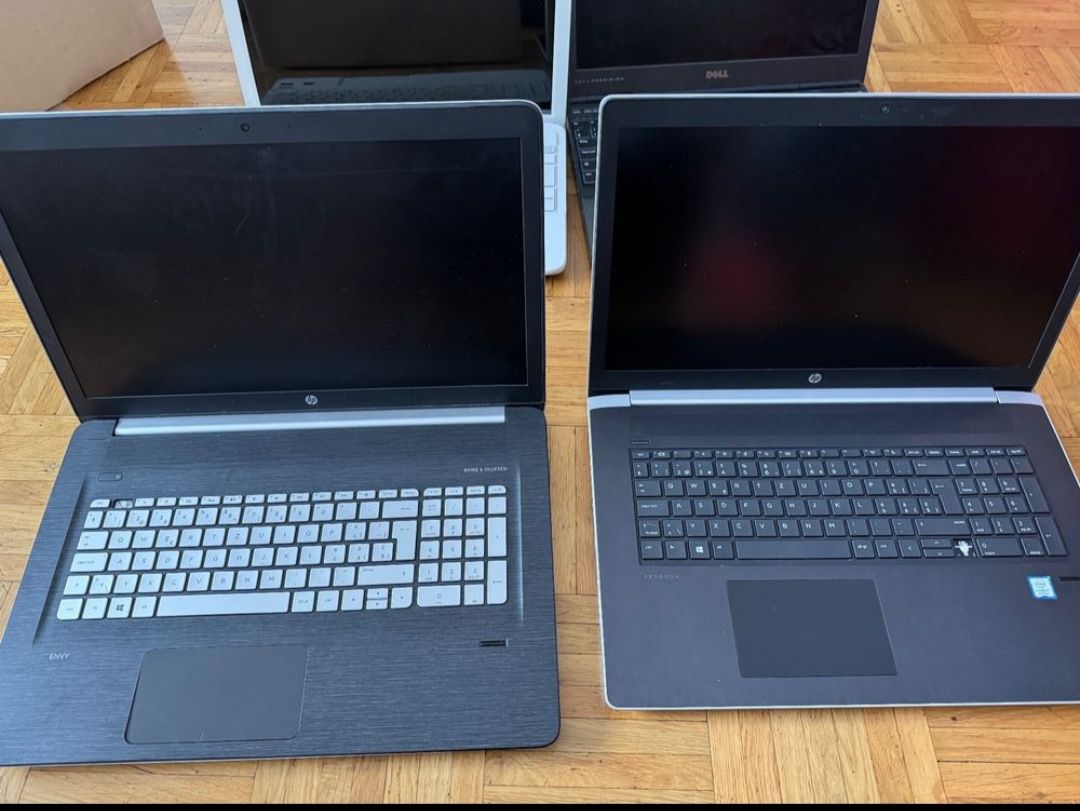 PC: Lot d'ordinateur portable  – Difettoso da Winterthur venduto da Bernantini 1